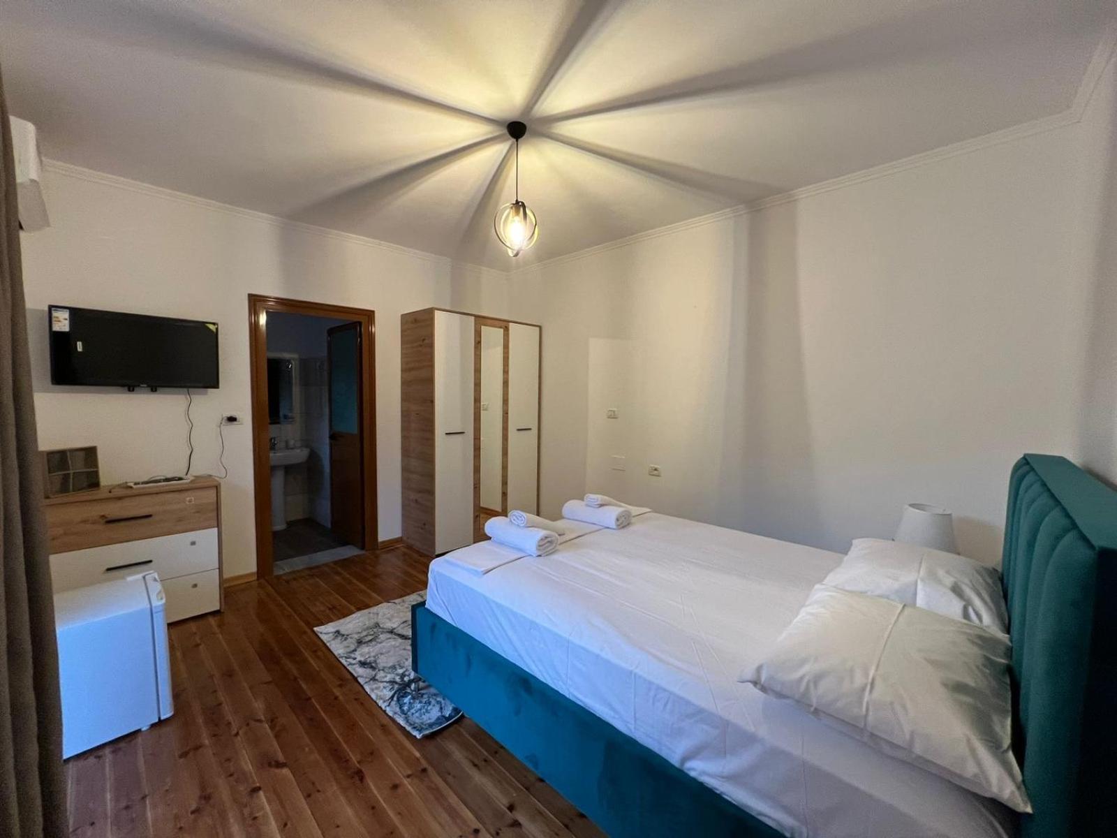 Sajmir Suites Permet Exterior photo